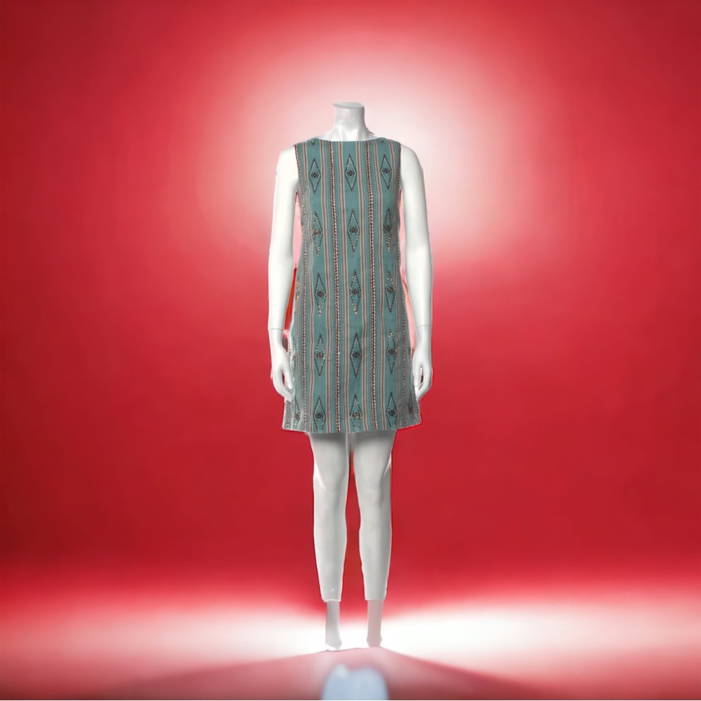 Alice + Olivia Shift Dress
Dusty Blue
Size 12